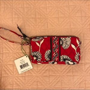 Vera Bradley Wristlet - Deco Daisy
